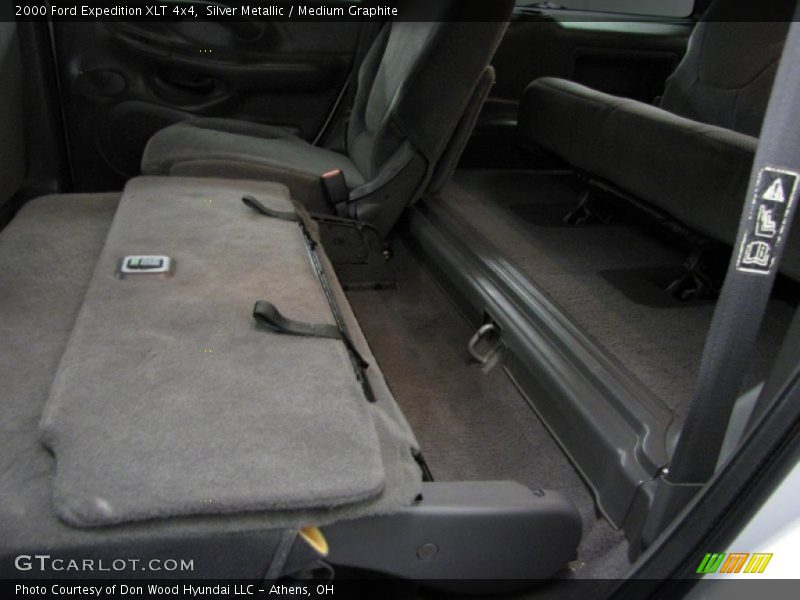 Silver Metallic / Medium Graphite 2000 Ford Expedition XLT 4x4