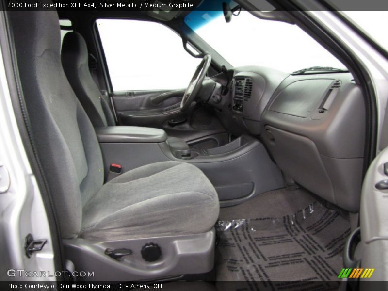 Silver Metallic / Medium Graphite 2000 Ford Expedition XLT 4x4