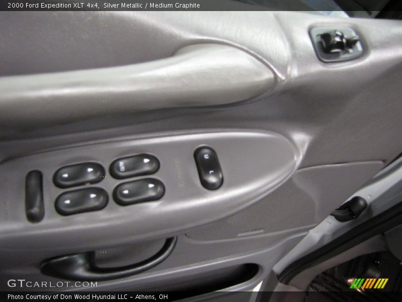 Silver Metallic / Medium Graphite 2000 Ford Expedition XLT 4x4