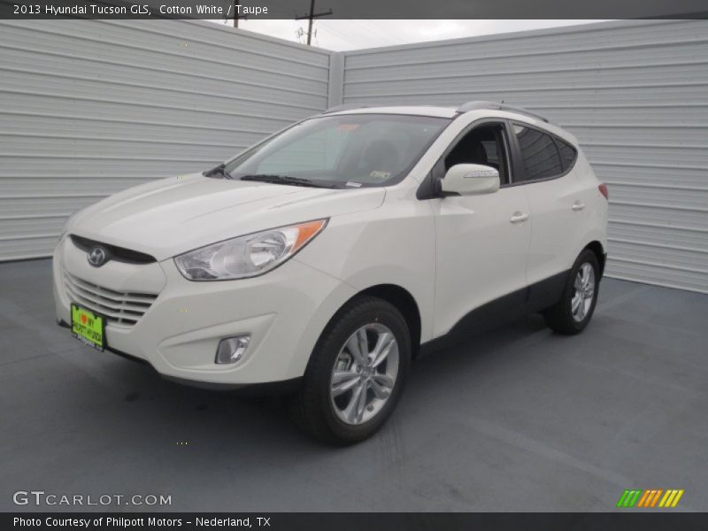 Cotton White / Taupe 2013 Hyundai Tucson GLS