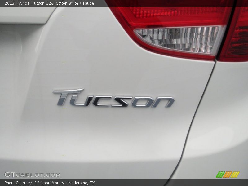 Cotton White / Taupe 2013 Hyundai Tucson GLS