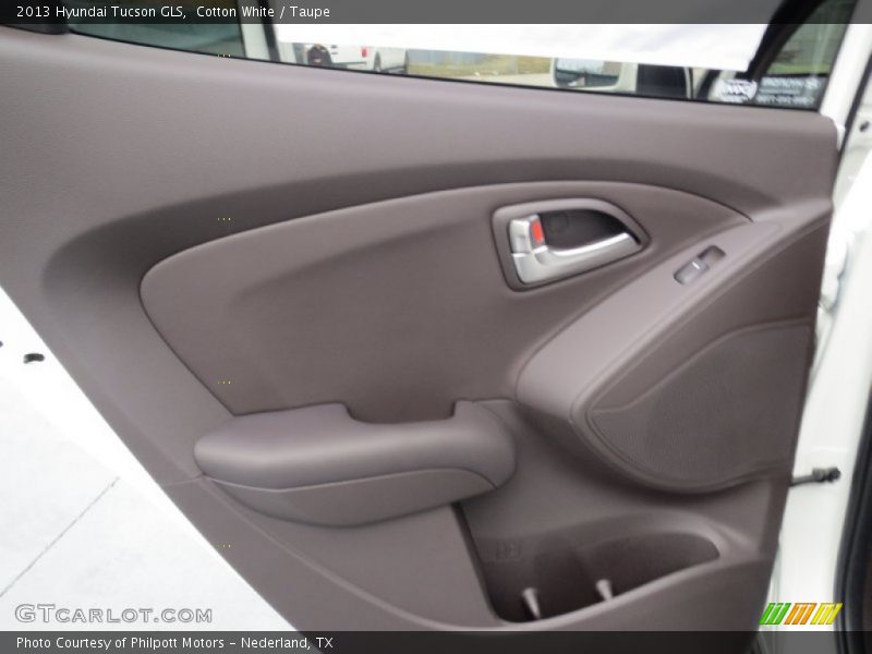 Cotton White / Taupe 2013 Hyundai Tucson GLS