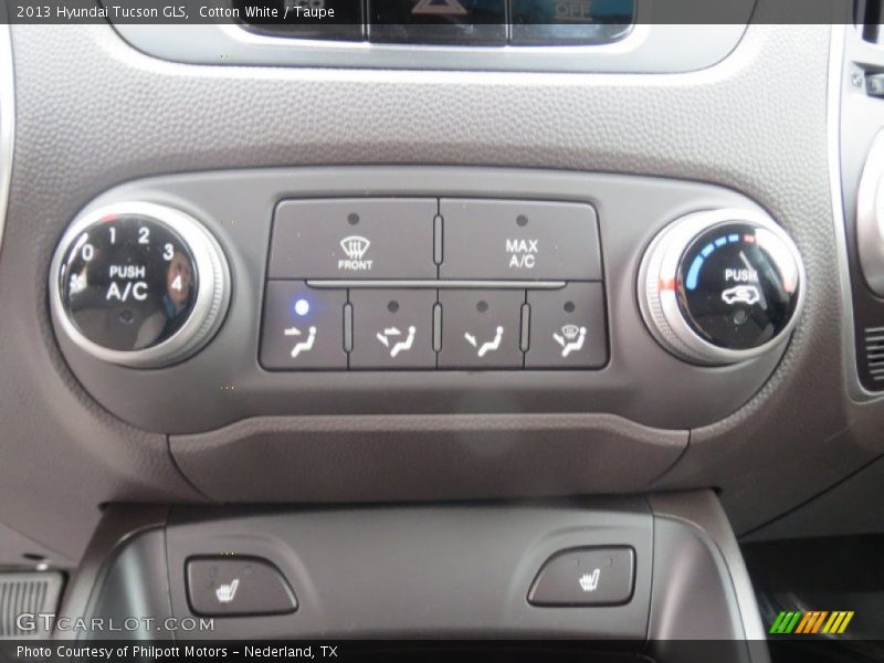 Cotton White / Taupe 2013 Hyundai Tucson GLS