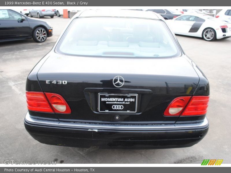 Black / Grey 1999 Mercedes-Benz E 430 Sedan