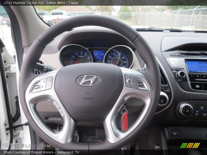 Cotton White / Taupe 2013 Hyundai Tucson GLS