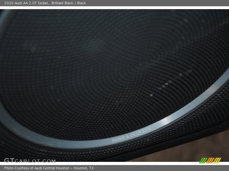 Brilliant Black / Black 2010 Audi A4 2.0T Sedan