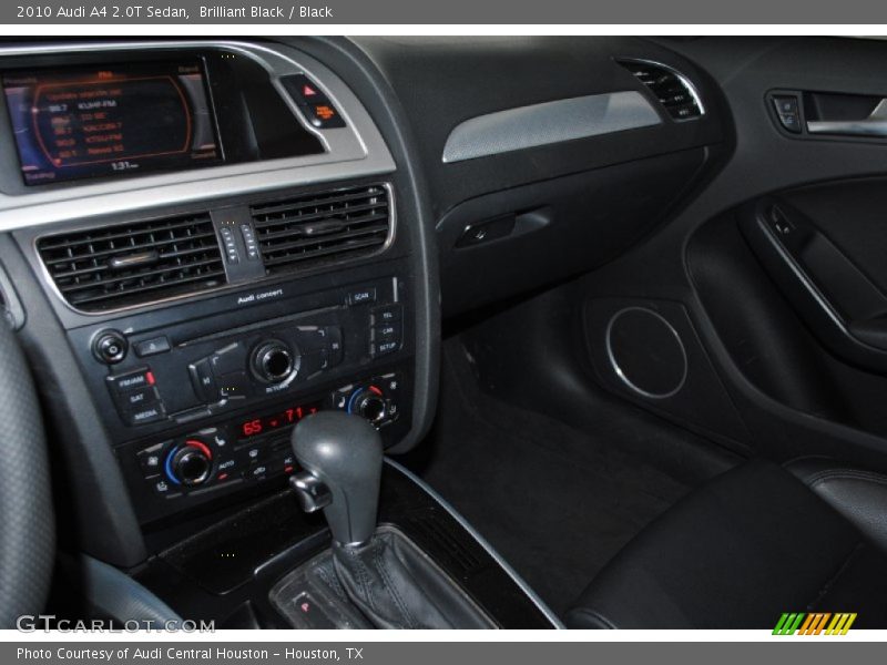 Brilliant Black / Black 2010 Audi A4 2.0T Sedan