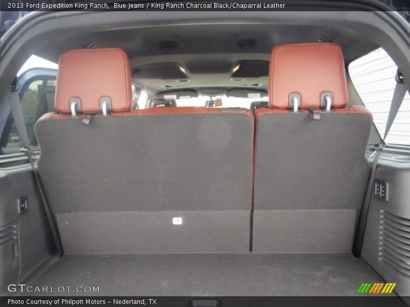  2013 Expedition King Ranch Trunk