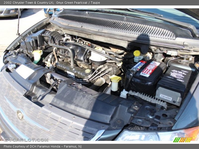 Onyx Green Pearlcoat / Taupe 2002 Chrysler Town & Country LXi