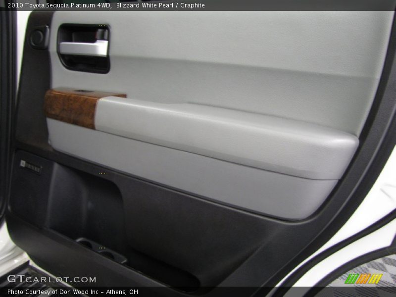 Blizzard White Pearl / Graphite 2010 Toyota Sequoia Platinum 4WD