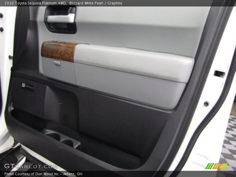 Blizzard White Pearl / Graphite 2010 Toyota Sequoia Platinum 4WD