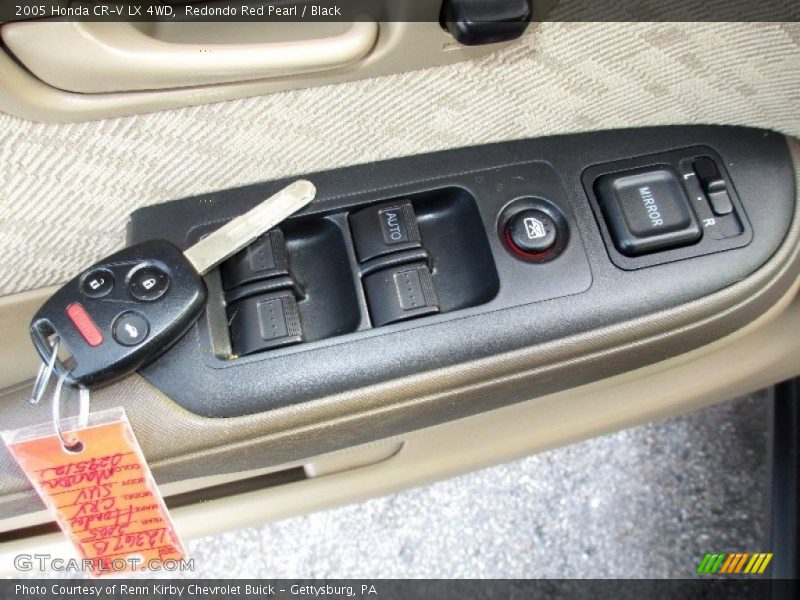 Redondo Red Pearl / Black 2005 Honda CR-V LX 4WD