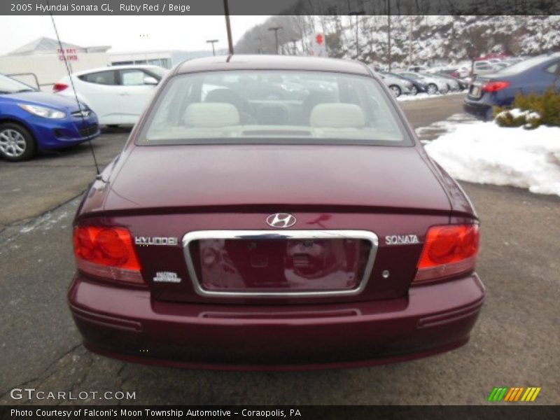 Ruby Red / Beige 2005 Hyundai Sonata GL