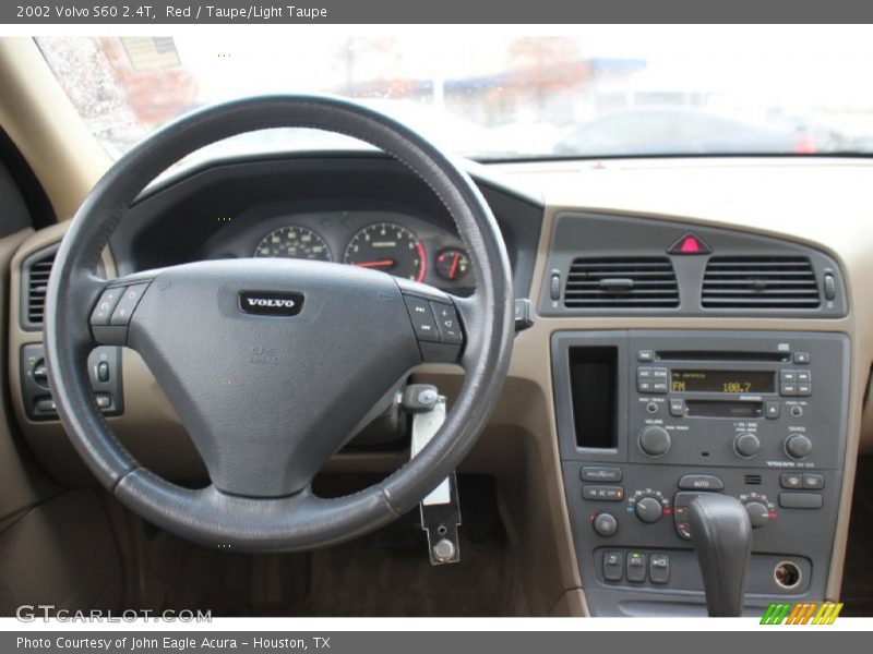 Dashboard of 2002 S60 2.4T