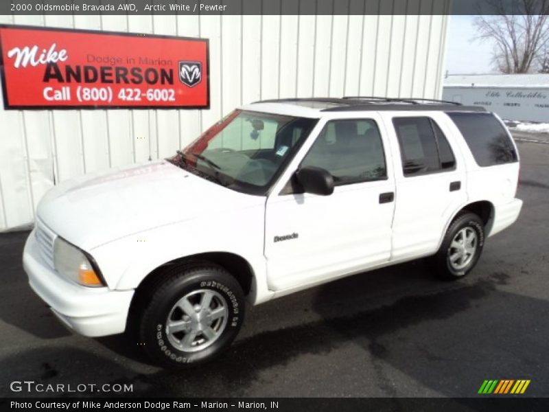 Arctic White / Pewter 2000 Oldsmobile Bravada AWD