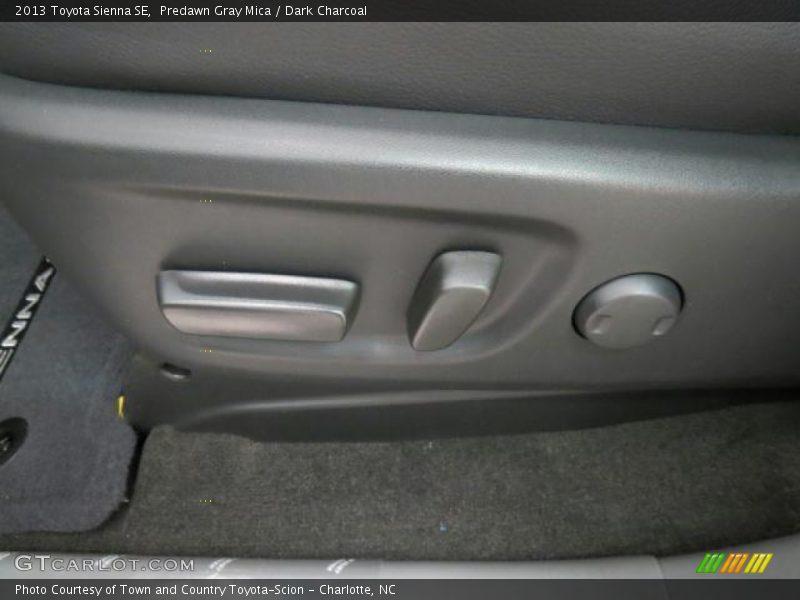 Predawn Gray Mica / Dark Charcoal 2013 Toyota Sienna SE