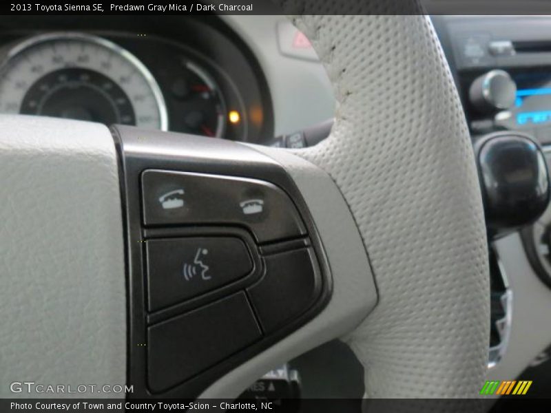 Controls of 2013 Sienna SE