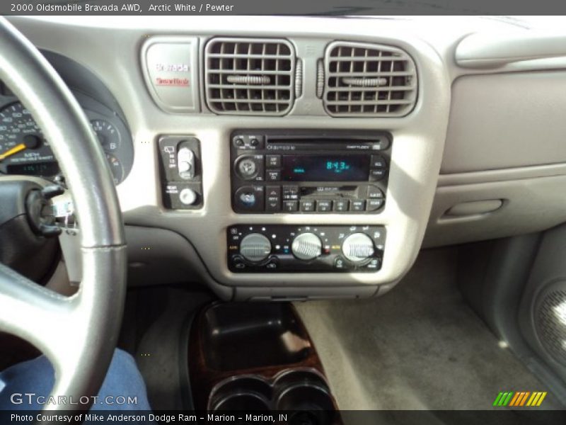 Controls of 2000 Bravada AWD