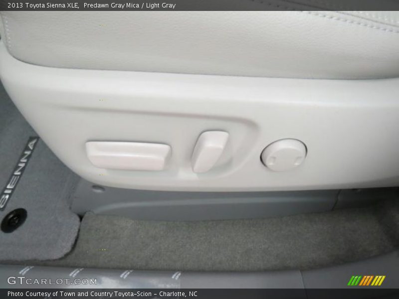 Predawn Gray Mica / Light Gray 2013 Toyota Sienna XLE