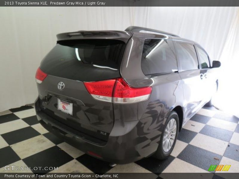 Predawn Gray Mica / Light Gray 2013 Toyota Sienna XLE