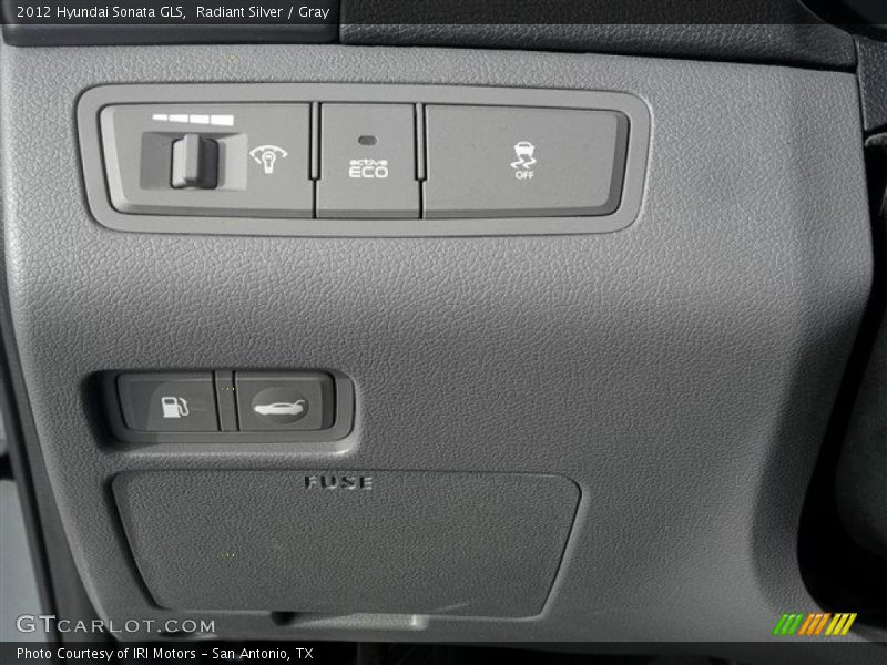 Radiant Silver / Gray 2012 Hyundai Sonata GLS