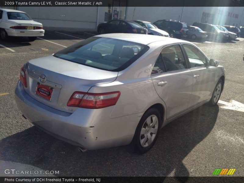 Classic Silver Metallic / Ash 2009 Toyota Camry LE V6