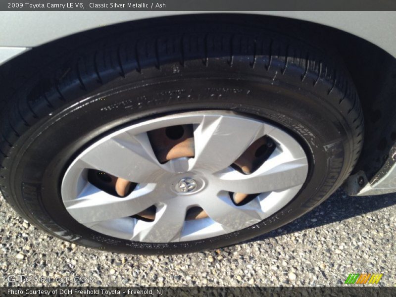 Classic Silver Metallic / Ash 2009 Toyota Camry LE V6