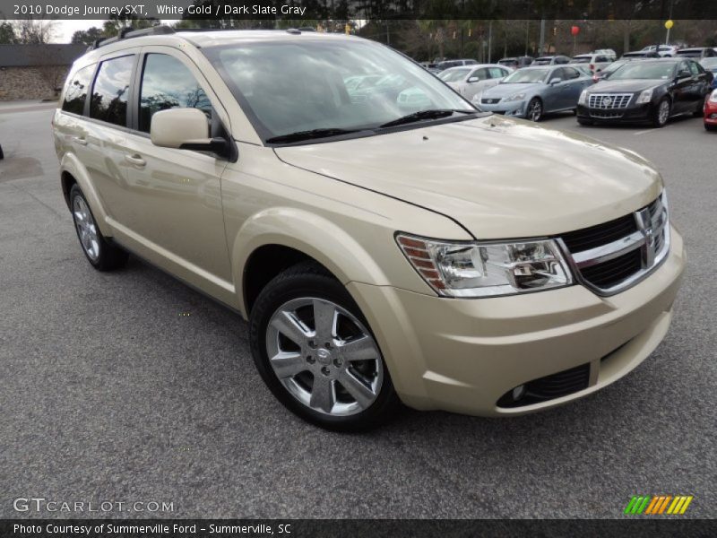 Front 3/4 View of 2010 Journey SXT