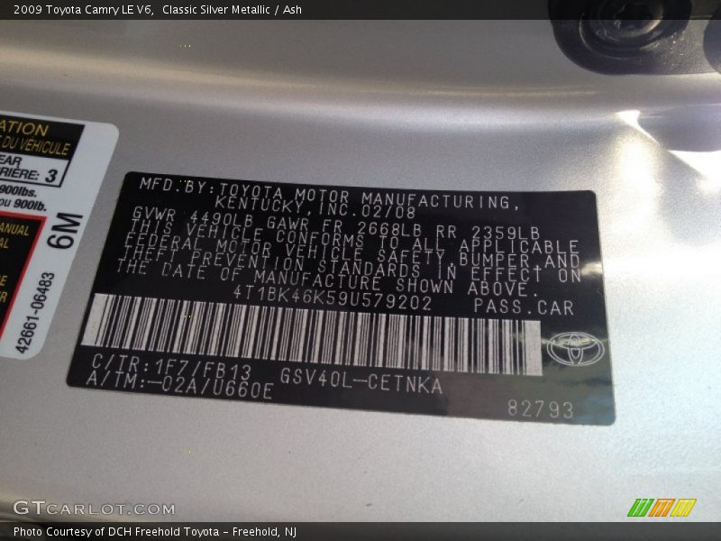 Classic Silver Metallic / Ash 2009 Toyota Camry LE V6