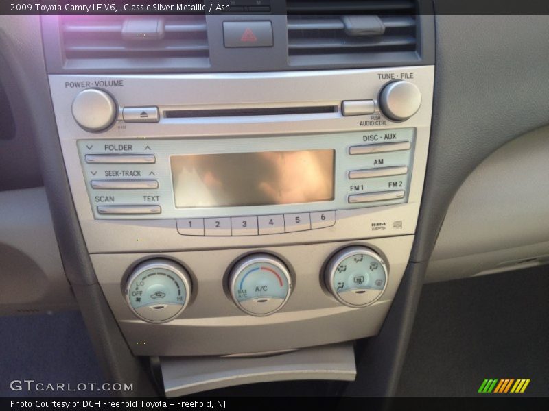 Classic Silver Metallic / Ash 2009 Toyota Camry LE V6