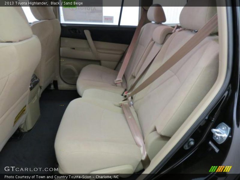 Black / Sand Beige 2013 Toyota Highlander