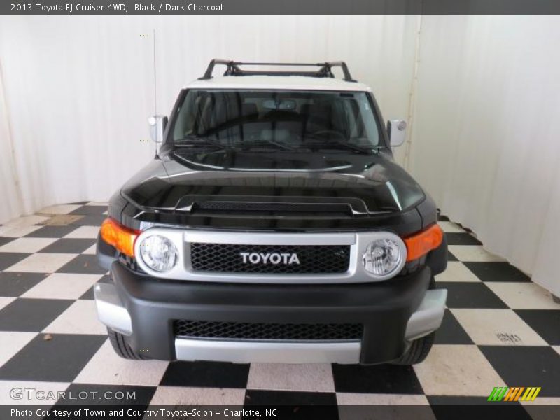 Black / Dark Charcoal 2013 Toyota FJ Cruiser 4WD