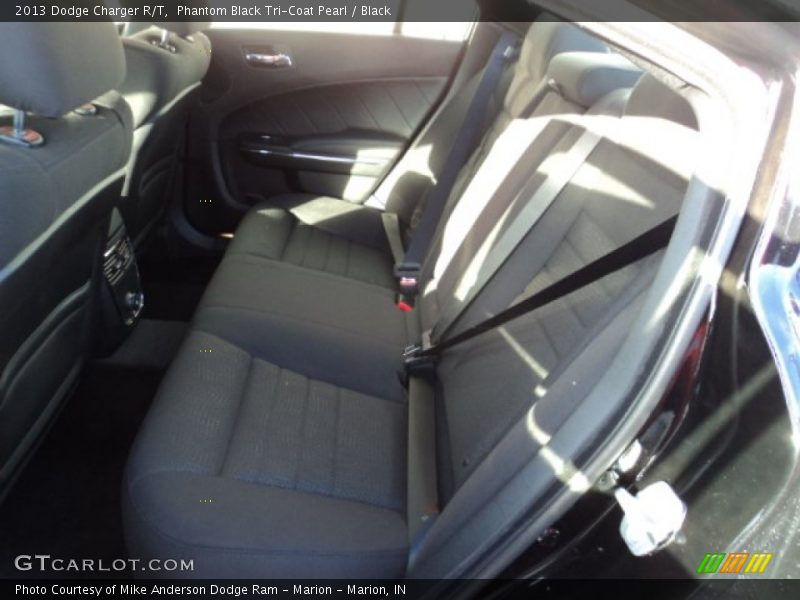 Phantom Black Tri-Coat Pearl / Black 2013 Dodge Charger R/T