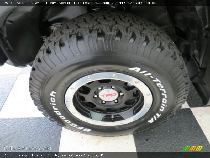  2013 FJ Cruiser Trail Teams Special Edition 4WD Wheel