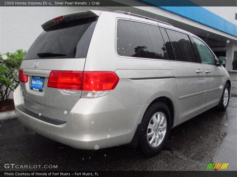 Silver Pearl Metallic / Gray 2009 Honda Odyssey EX-L