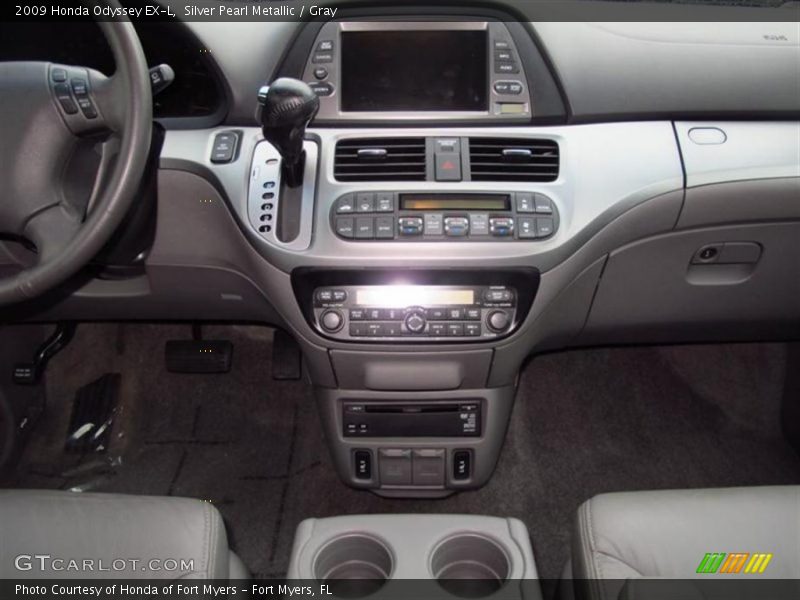 Silver Pearl Metallic / Gray 2009 Honda Odyssey EX-L