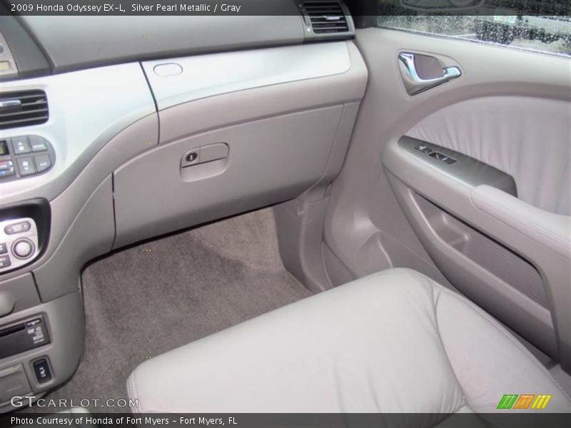 Silver Pearl Metallic / Gray 2009 Honda Odyssey EX-L