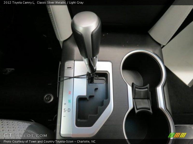 Classic Silver Metallic / Light Gray 2012 Toyota Camry L