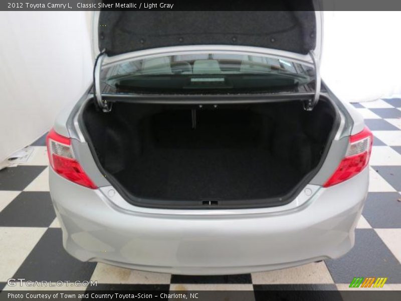 Classic Silver Metallic / Light Gray 2012 Toyota Camry L
