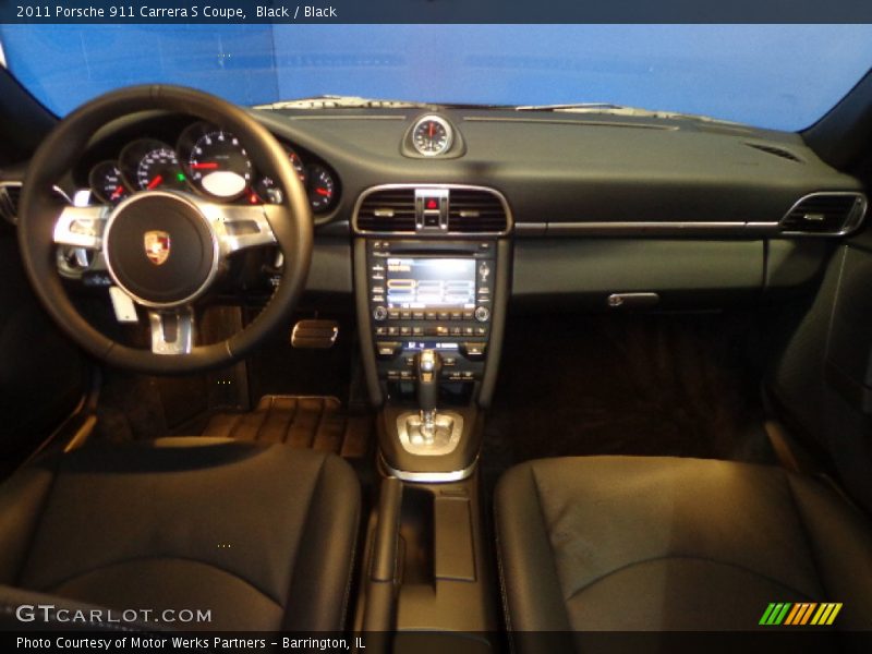 Dashboard of 2011 911 Carrera S Coupe