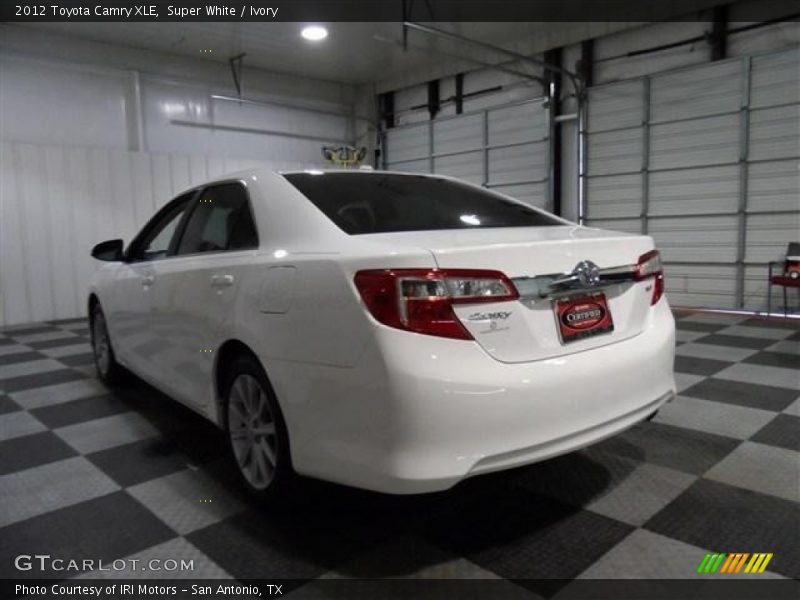 Super White / Ivory 2012 Toyota Camry XLE