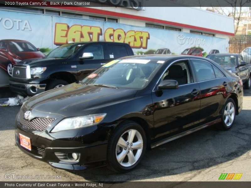 Black / Dark Charcoal 2010 Toyota Camry SE
