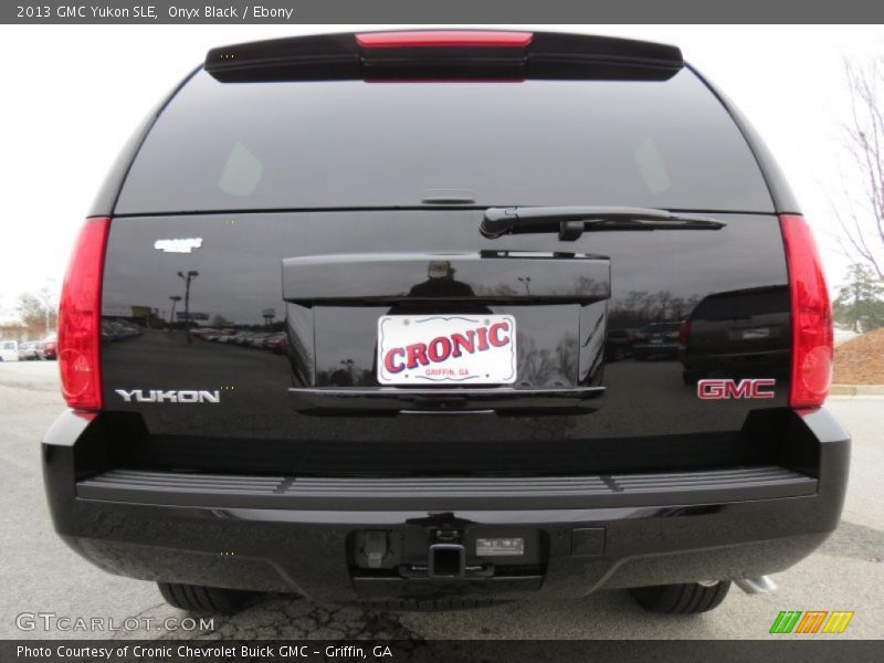 Onyx Black / Ebony 2013 GMC Yukon SLE