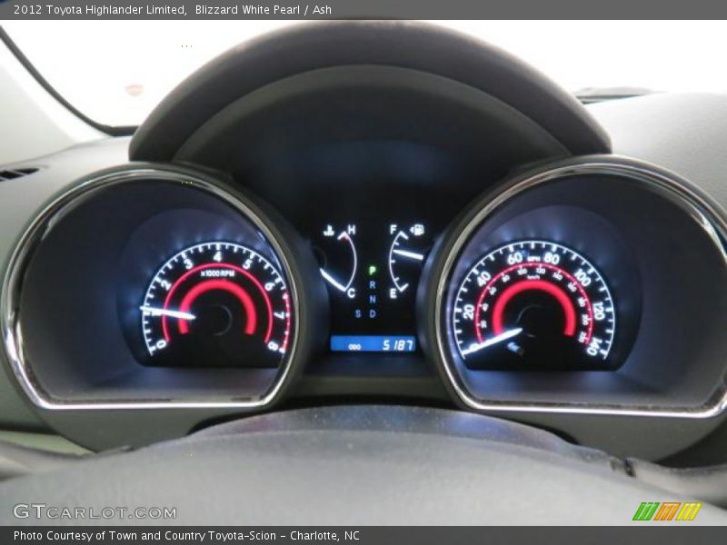 Blizzard White Pearl / Ash 2012 Toyota Highlander Limited