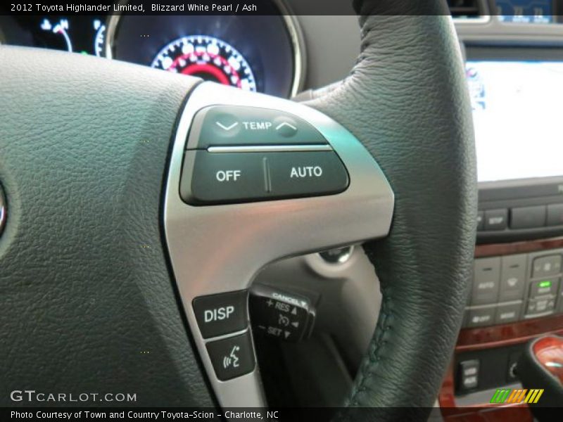 Blizzard White Pearl / Ash 2012 Toyota Highlander Limited