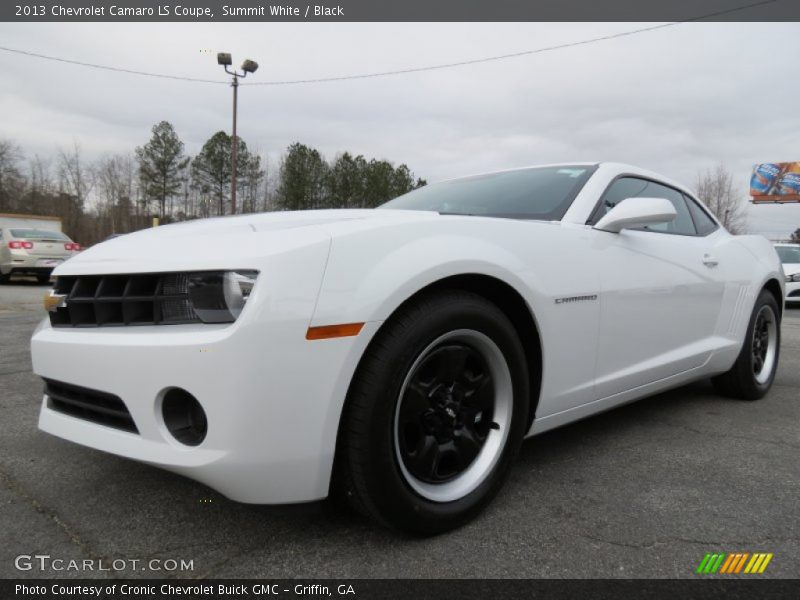 Front 3/4 View of 2013 Camaro LS Coupe