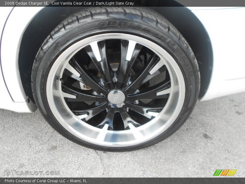 Cool Vanilla Clear Coat / Dark/Light Slate Gray 2008 Dodge Charger SE