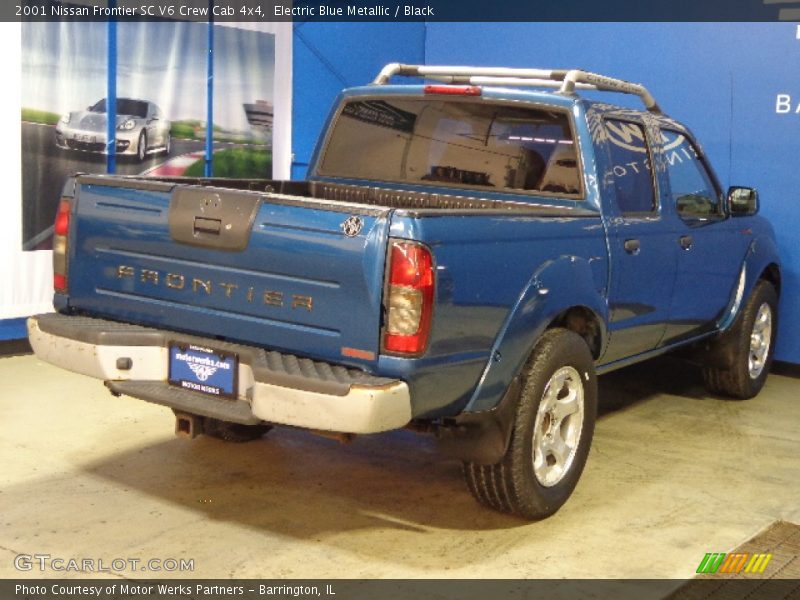 Electric Blue Metallic / Black 2001 Nissan Frontier SC V6 Crew Cab 4x4