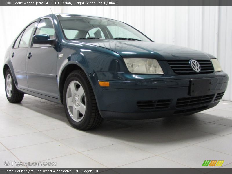 Front 3/4 View of 2002 Jetta GLS 1.8T Sedan