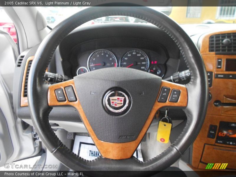 Light Platinum / Light Gray 2005 Cadillac SRX V6